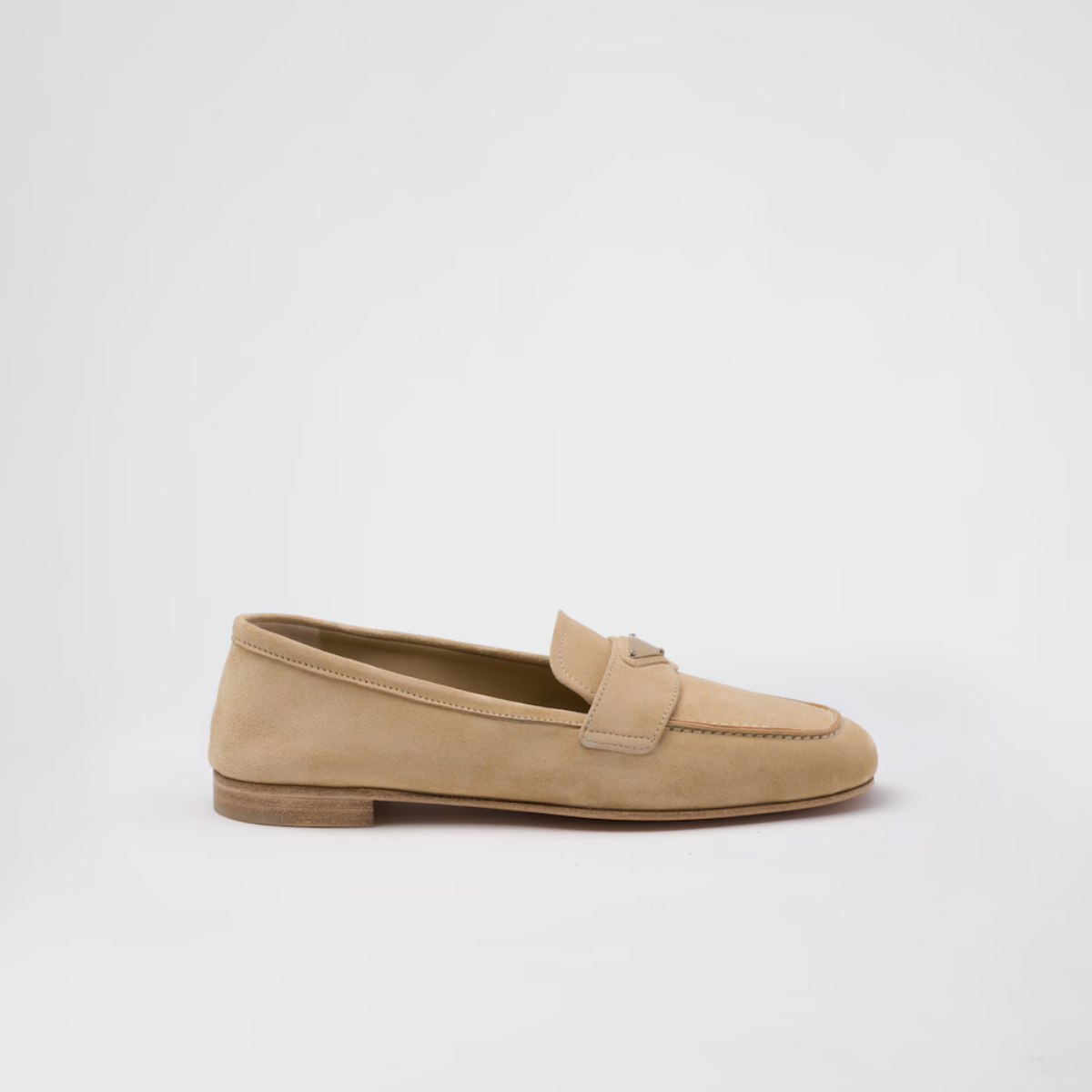 Suede loafers Ecru