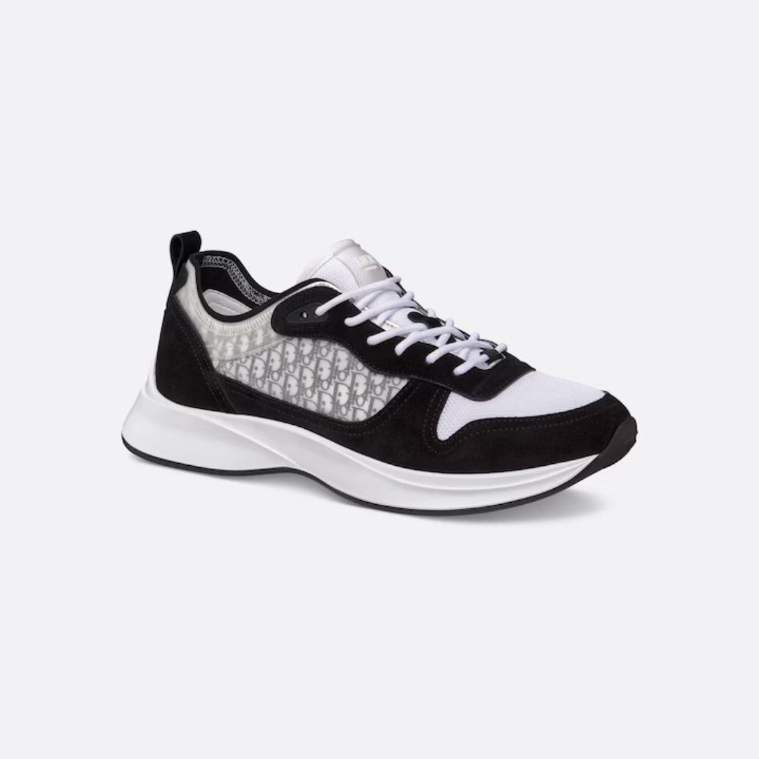 B25 Runner Sneaker Black