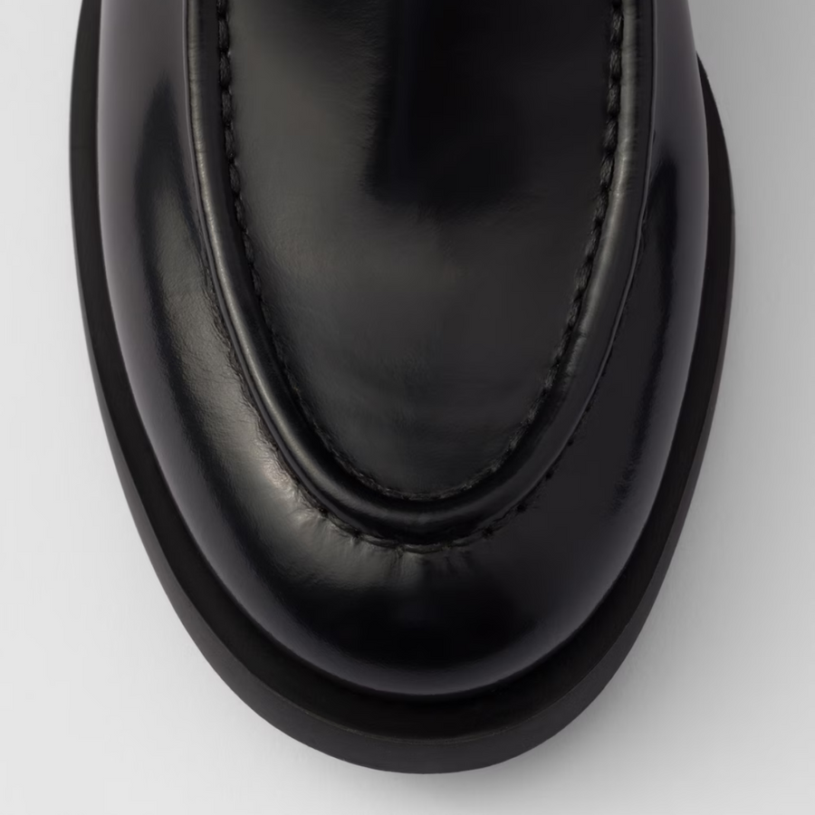 Brushed leather loafers Black