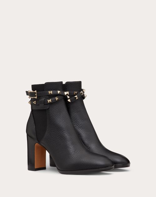 ROCKSTUD GRAINY CALFSKIN ANKLE BOOT 80 MM