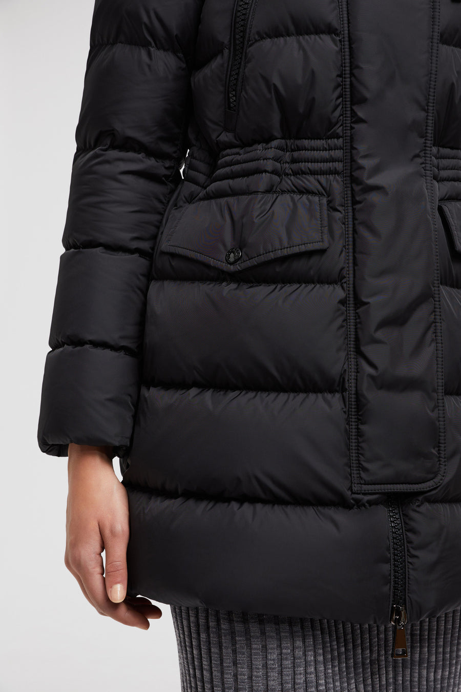 Aphroti Long Down Jacket