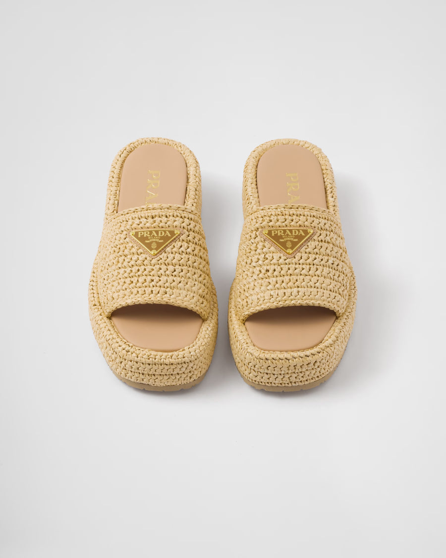 Crochet flatform slides