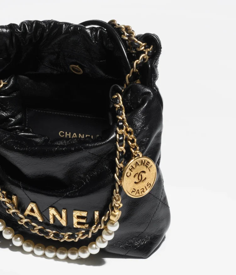 CHANEL 22 MINI HANDBAG