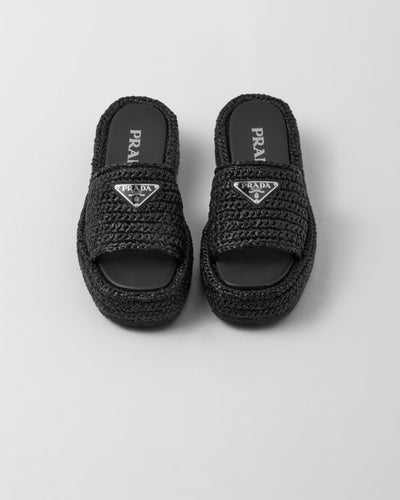 Crochet flatform slides